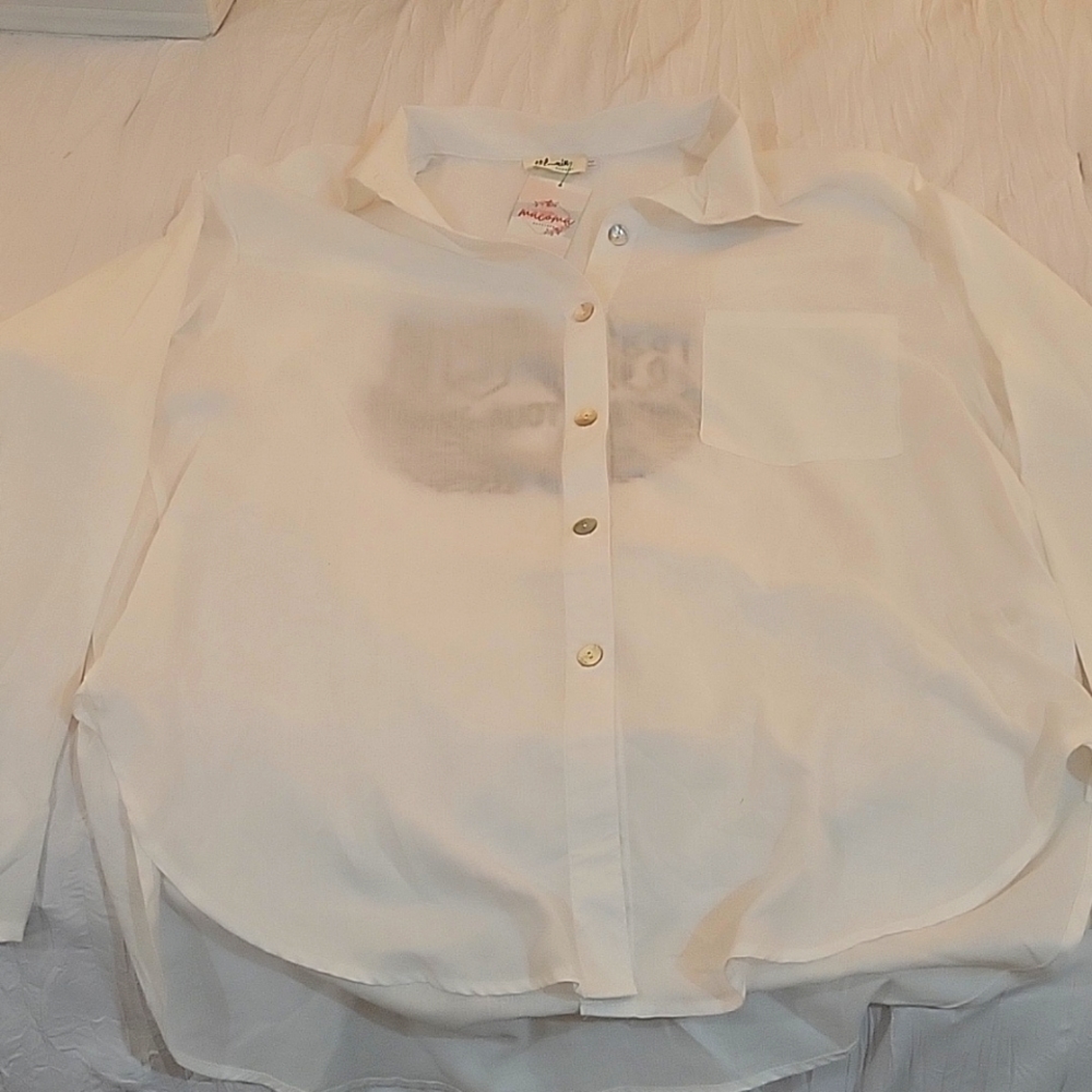 Hard Rock White Button Down Blouse